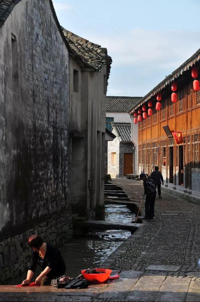 古墓丽影：崛起